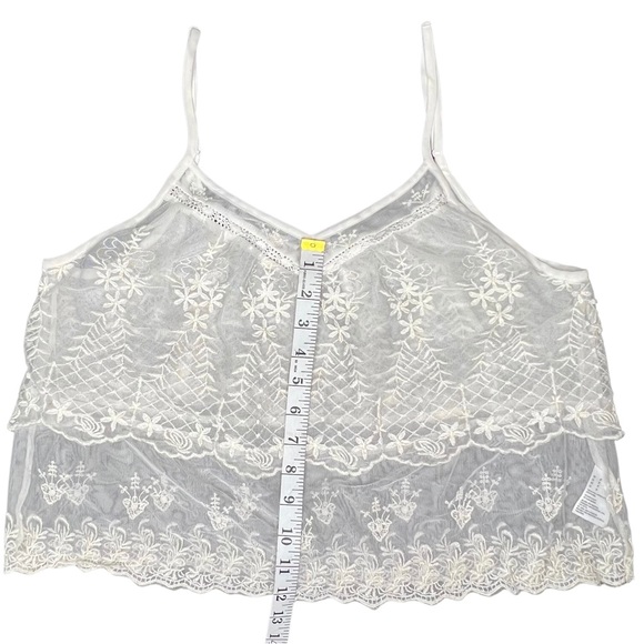 ❌SOLD❌ AEO Cami Tank Top Tiered Mesh Lace Embroidered Festival Off White Cream M - Picture 15 of 17